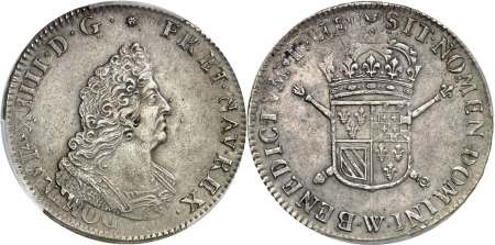 France. Louis XIV (1643-1715). 1/2 écu de Flandre aux insignes, 2ème type - 1704 W Lille.